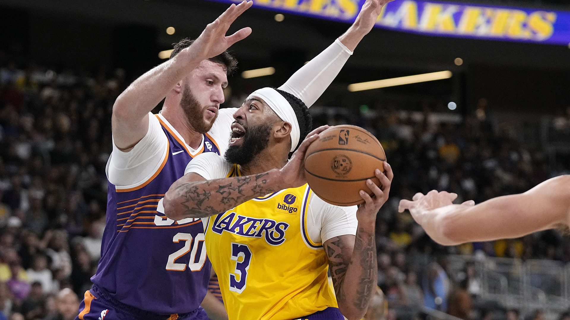 D'Angelo Russell, Austin Reaves Excite Fans as LeBron, Lakers Beat Nets in  Preseason, News, Scores, Highlights, Stats, and Rumors