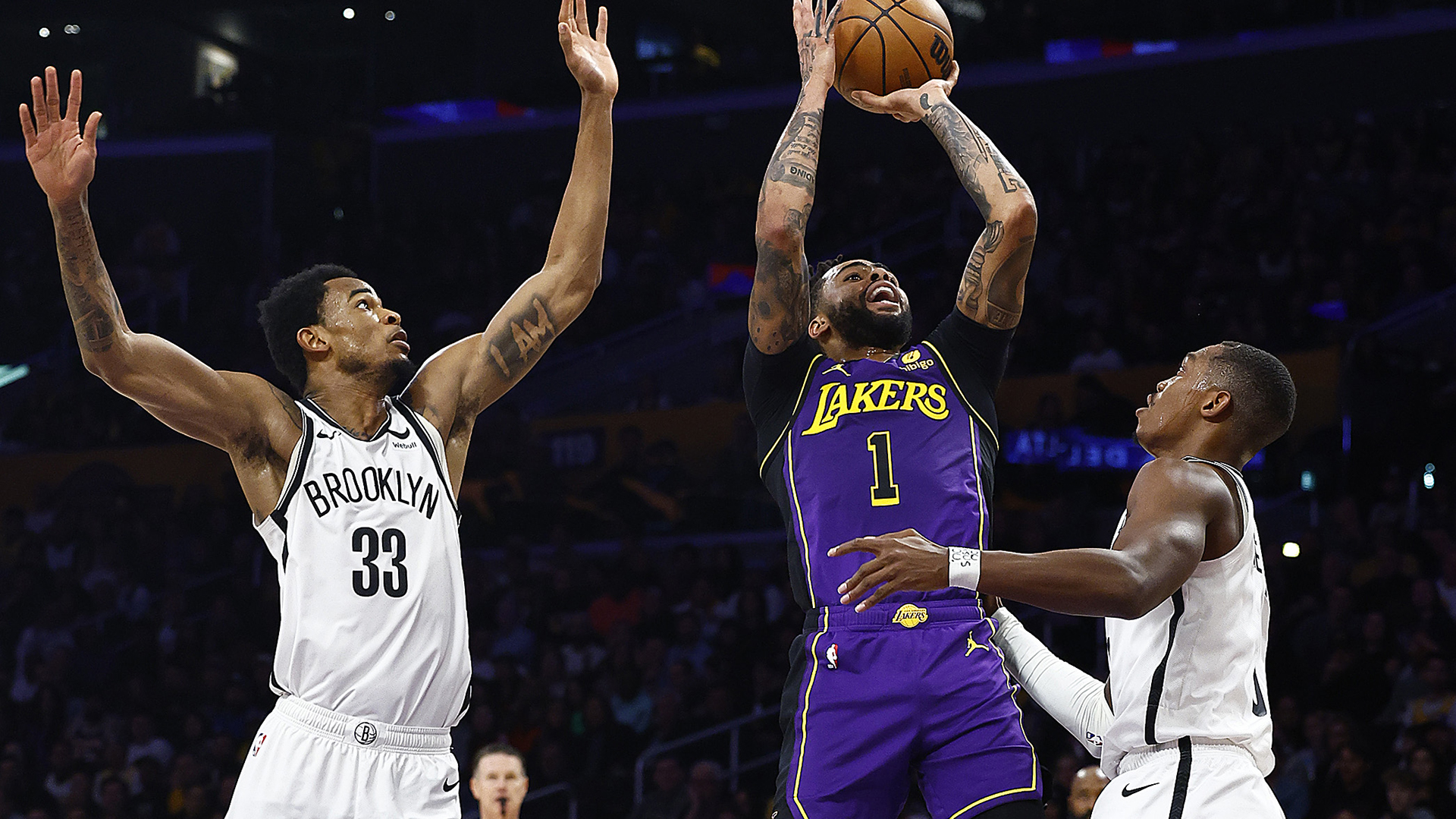 Watch lakers game discount stream