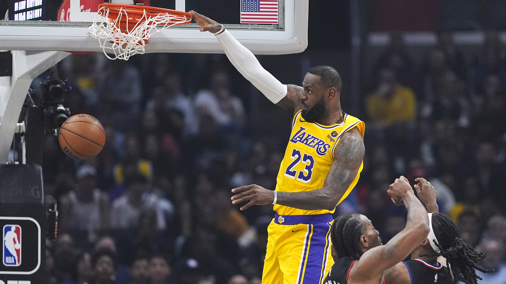 Lakers radio broadcast online online