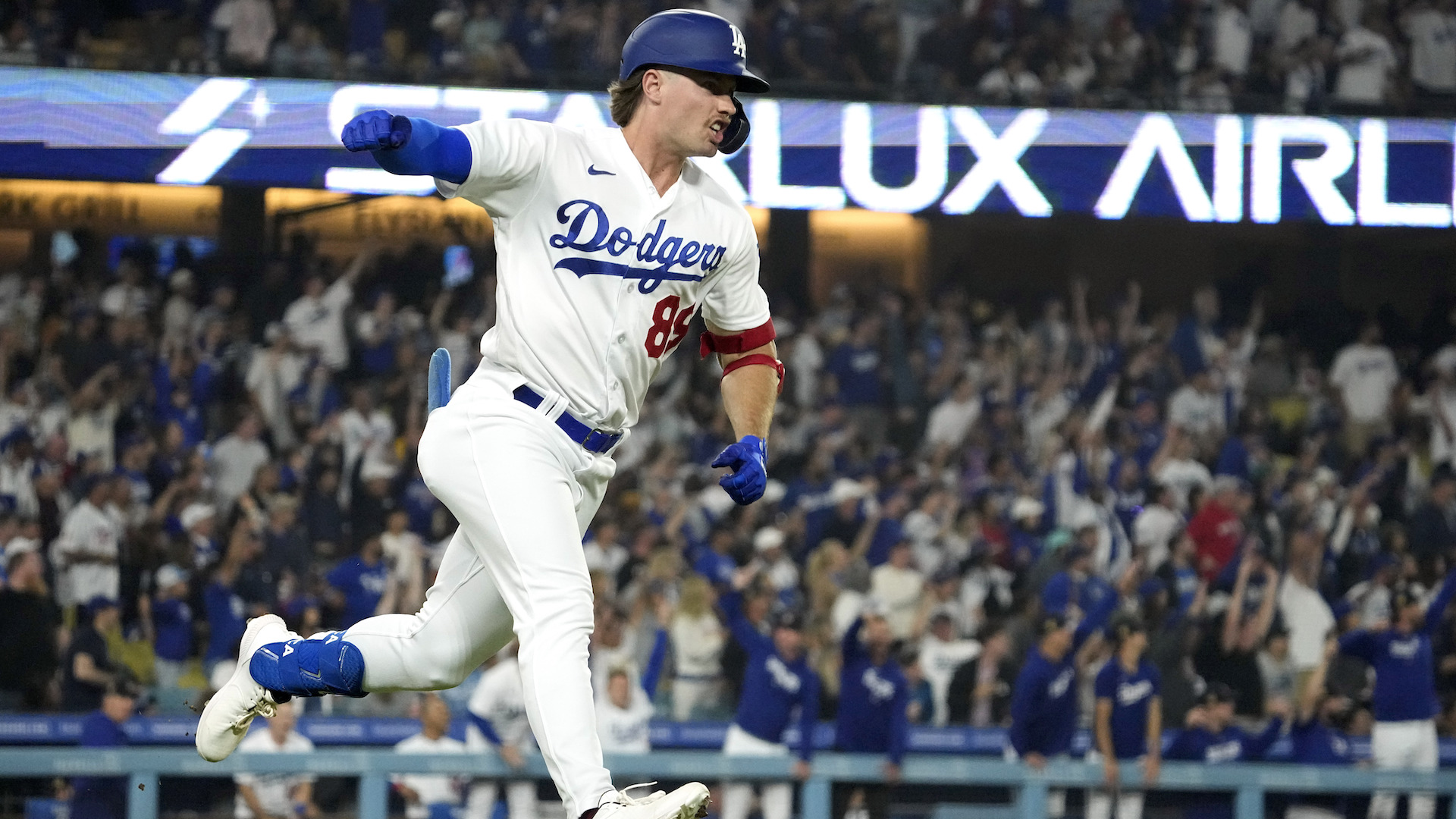 Dodgers rally to beat Pirates 6-4