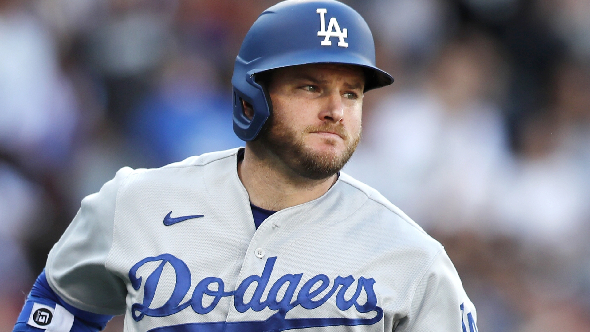 Download Max Muncy Looking Up Wallpaper