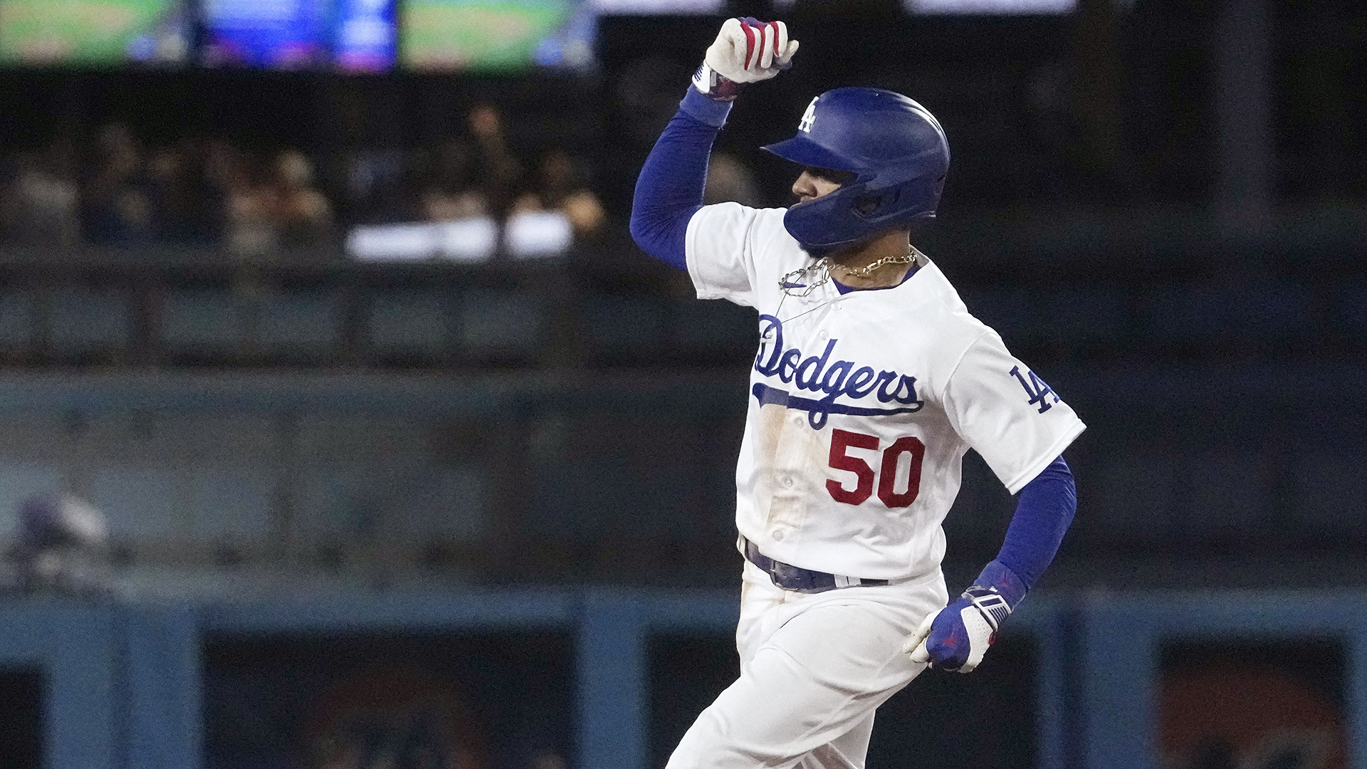 Dodgers fall to Braves 8-7